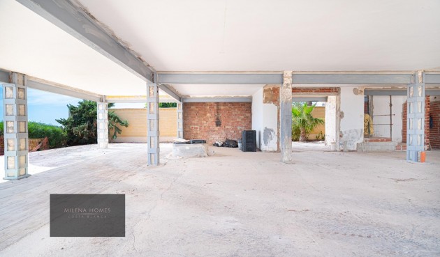 Reventa - Villa -
Cabo Roig