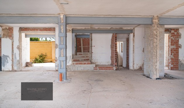 Reventa - Villa -
Cabo Roig