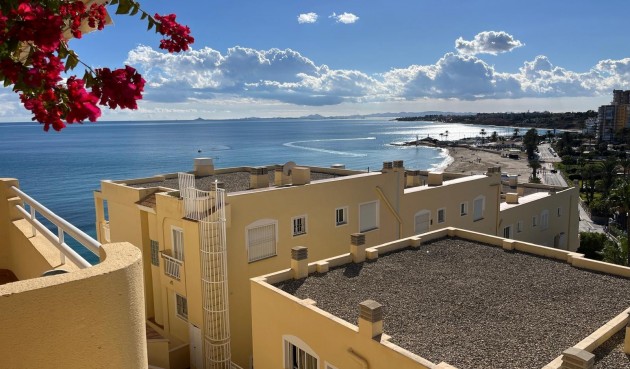 Brukt - Apartment -
Orihuela Costa - Campoamor