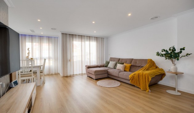 Brukt - Apartment -
Torrevieja - Centro