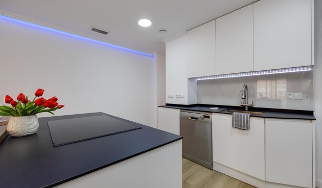 Brukt - Apartment -
Torrevieja - Centro