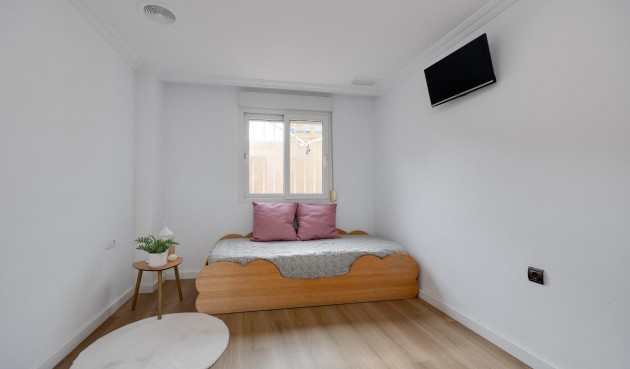 Brukt - Apartment -
Torrevieja - Centro