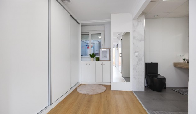 Brukt - Apartment -
Torrevieja - Centro