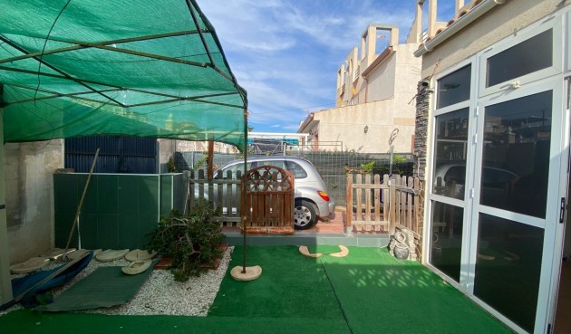 Brukt - Bungalow -
Torrevieja - Torretas