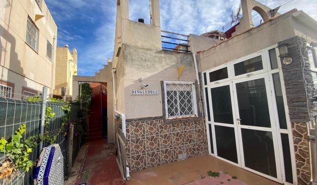 Brukt - Bungalow -
Torrevieja - Torretas