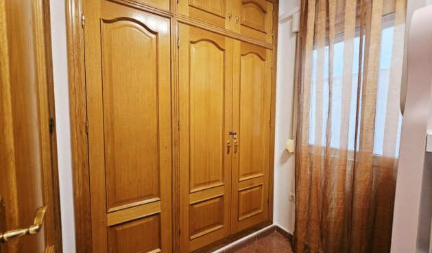 Brukt - Apartment -
Torrevieja - Estacion De Autobuses