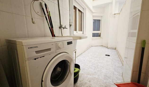 Brukt - Apartment -
Torrevieja - Estacion De Autobuses