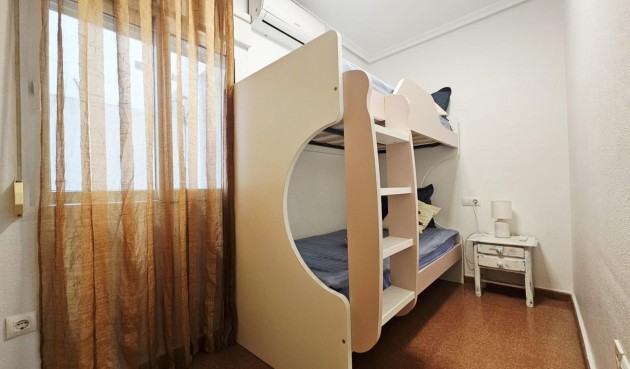 Brukt - Apartment -
Torrevieja - Estacion De Autobuses