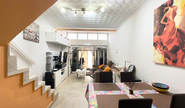 Reventa - Town House -
Torrevieja - La Siesta - El Salado - Torreta