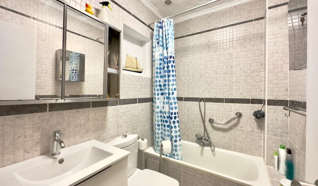 Reventa - Town House -
Torrevieja - La Siesta - El Salado - Torreta