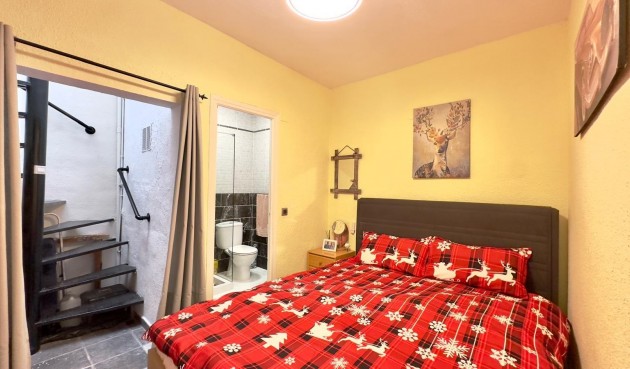 Reventa - Town House -
Torrevieja - La Siesta - El Salado - Torreta