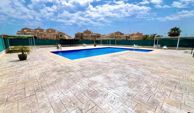 Reventa - Town House -
Torrevieja - La Siesta - El Salado - Torreta