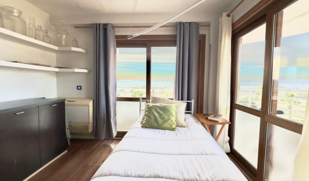 Brukt - Apartment -
Torrevieja - La Veleta