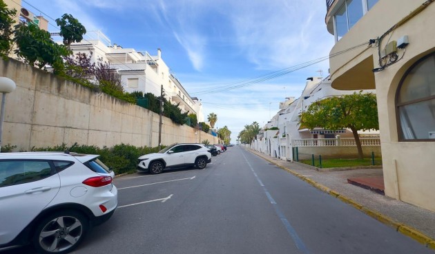 Brukt - Apartment -
Torrevieja - La Veleta