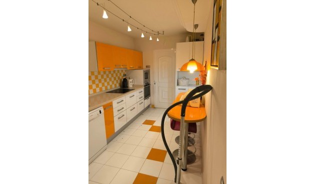 Brukt - Villa -
Torrevieja - La Siesta