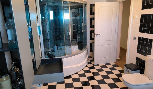 Brukt - Villa -
Torrevieja - La Siesta