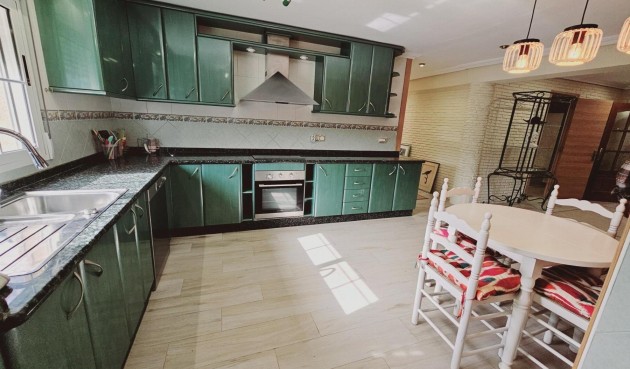 Reventa - Villa -
Torrevieja - La Siesta - El Salado - Torreta