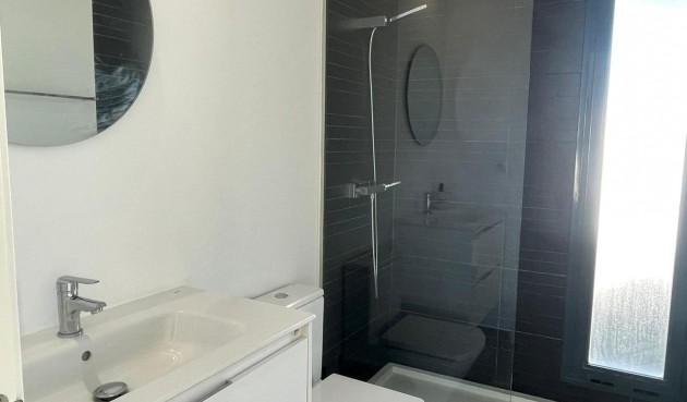 Brukt - Villa -
Villamartin - Costa Blanca