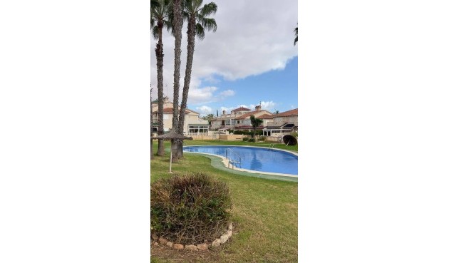 Brukt - Toppleilighet -
Orihuela Costa - La Zenia