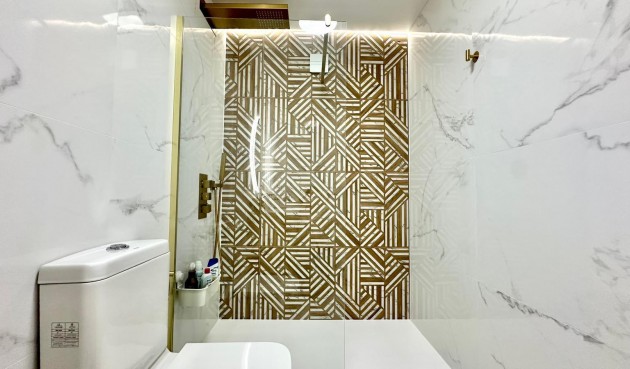 Reventa - Bungalow -
Orihuela Costa - Playa Flamenca Norte