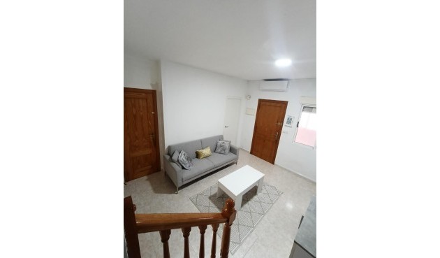 Brukt - Town House -
Torrevieja - Torretas