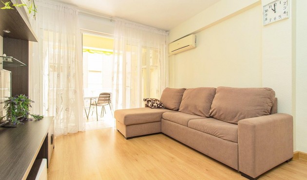 Brukt - Apartment -
Torrevieja - Playa del Cura