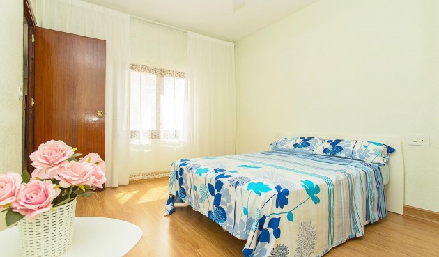 Brukt - Apartment -
Torrevieja - Playa del Cura