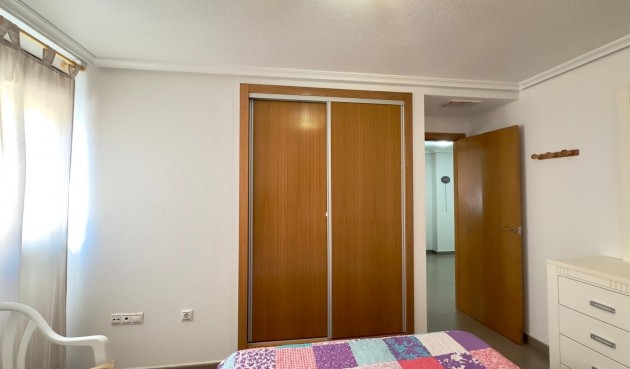 Resale - Apartment -
Torrevieja
