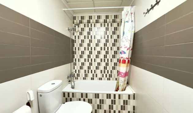 Resale - Apartment -
Torrevieja