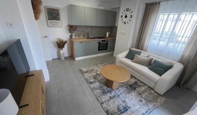 Brukt - Apartment -
Torrevieja - Zona Los Frutales