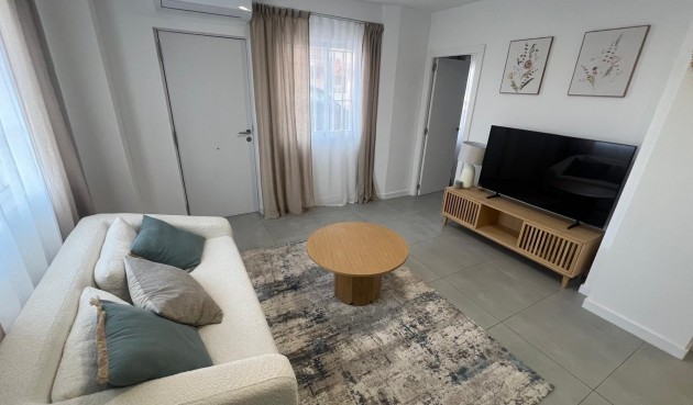 Brukt - Apartment -
Torrevieja - Zona Los Frutales