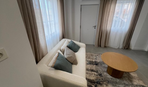 Brukt - Apartment -
Torrevieja - Zona Los Frutales