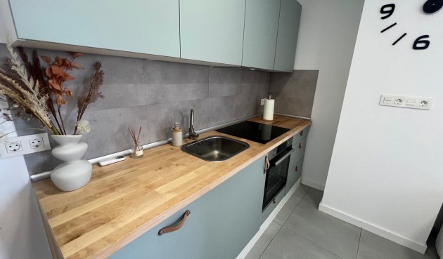 Brukt - Apartment -
Torrevieja - Zona Los Frutales