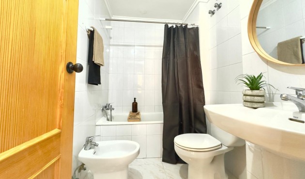 Brukt - Apartment -
Torrevieja - Playa del Cura