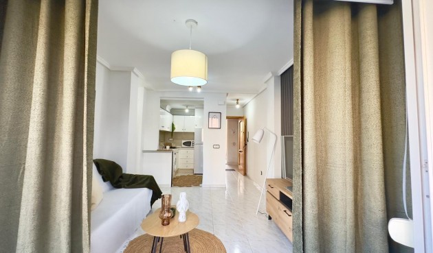 Brukt - Apartment -
Torrevieja - Playa del Cura