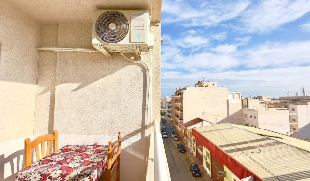 Brukt - Apartment -
Torrevieja - Centro