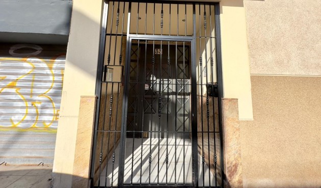 Brukt - Apartment -
Torrevieja - Centro