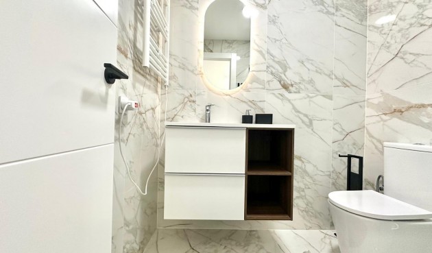 Brukt - Apartment -
Torrevieja - Playa del Cura