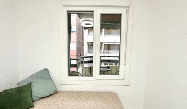 Brukt - Apartment -
Torrevieja - Playa del Cura