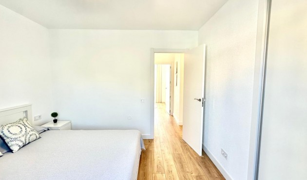 Brukt - Town House -
Torrevieja - Estacion De Autobuses