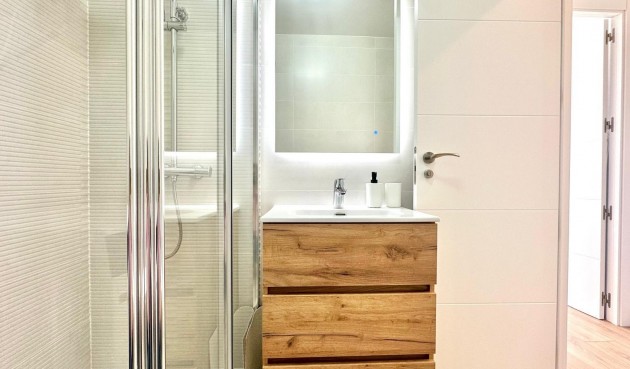 Brukt - Town House -
Torrevieja - Estacion De Autobuses