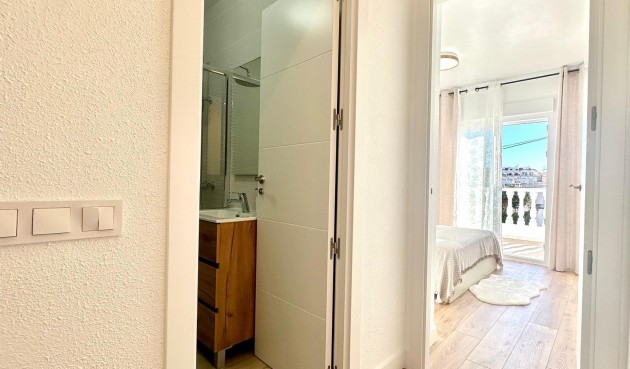 Brukt - Town House -
Torrevieja - Estacion De Autobuses