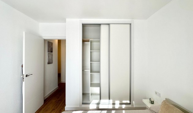 Brukt - Town House -
Torrevieja - Estacion De Autobuses