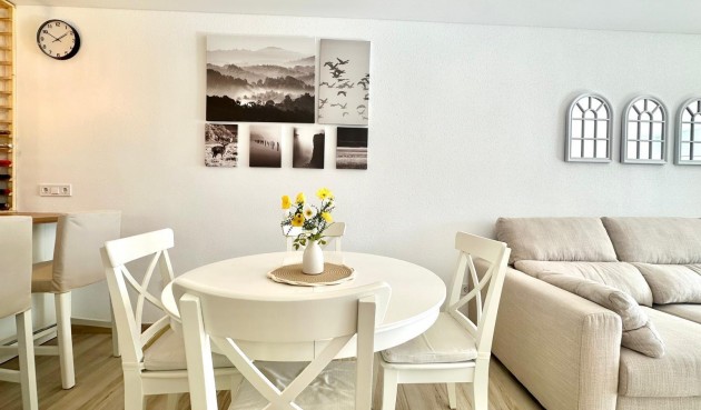 Brukt - Town House -
Torrevieja - Estacion De Autobuses