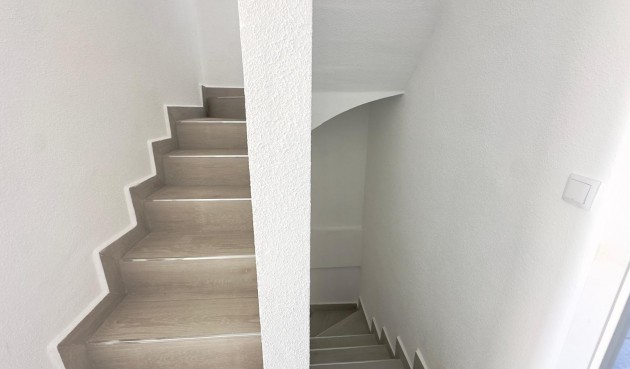 Brukt - Town House -
Torrevieja - La Mata