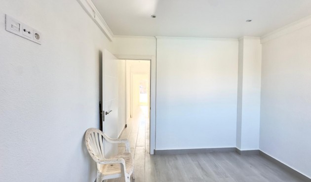 Brukt - Town House -
Torrevieja - La Mata
