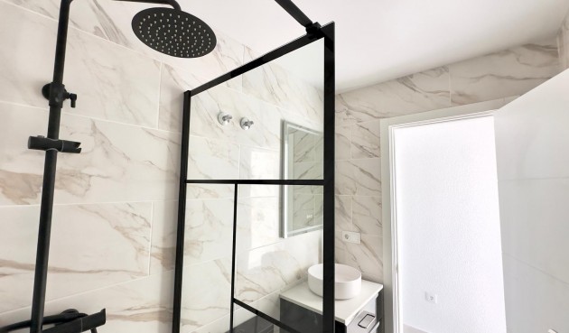 Brukt - Town House -
Torrevieja - La Mata