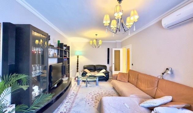 Brukt - Apartment -
Torrevieja - Centro