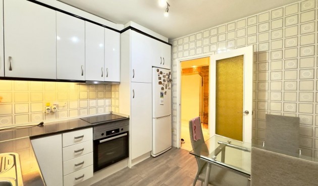 Brukt - Apartment -
Torrevieja - Centro