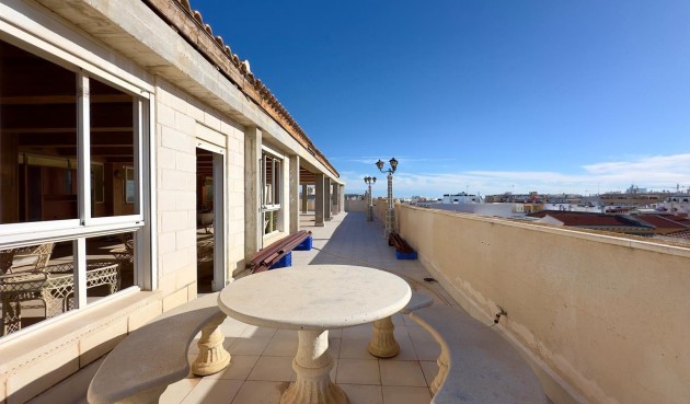 Brukt - Toppleilighet -
Torrevieja - Centro